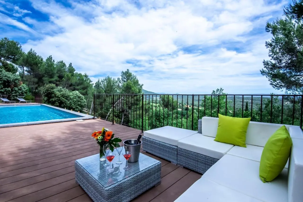 Apartment Villa Lumineuse Avec Piscine Clim 1Ere Etage Vue Panoramique Sur Les Montagnes Sur Le Site De La Sainte-Victoire Le Tholonet