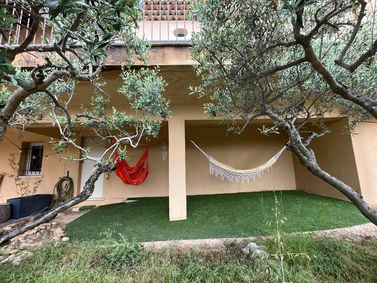 アパート Villa Lumineuse Avec Piscine Clim 1Ere Etage Vue Panoramique Sur Les Montagnes Sur Le Site De La Sainte-Victoire ル・トロネ