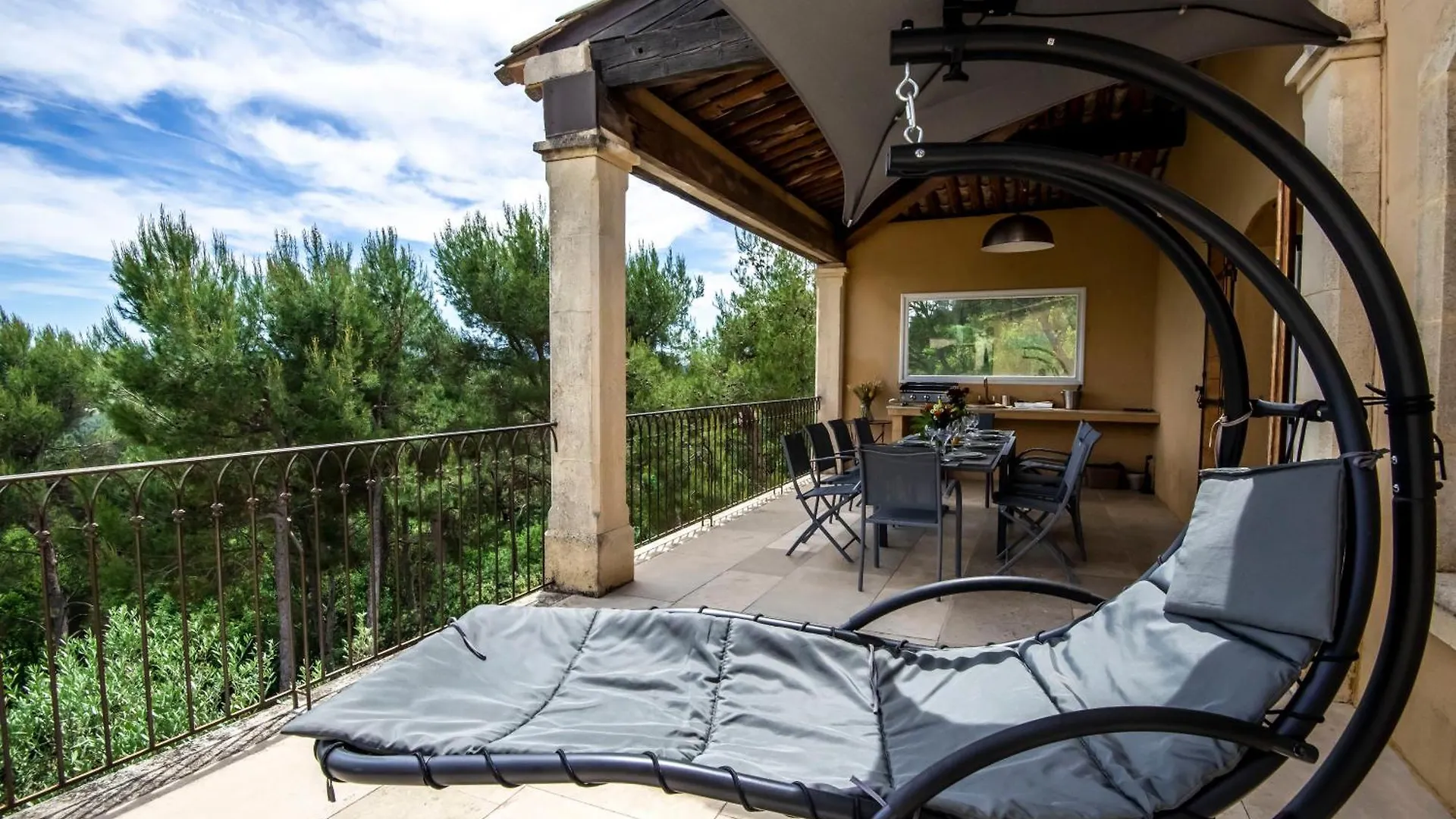 Villa Lumineuse Avec Piscine Clim 1Ere Etage Vue Panoramique Sur Les Montagnes Sur Le Site De La Sainte-Victoire ル・トロネ アパート
